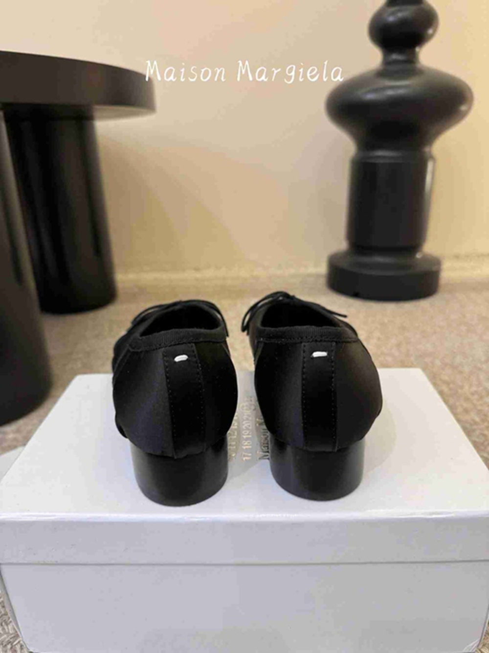 Maison Margiela Tabi Bow Split Toe Flats - Picture 4 of 8